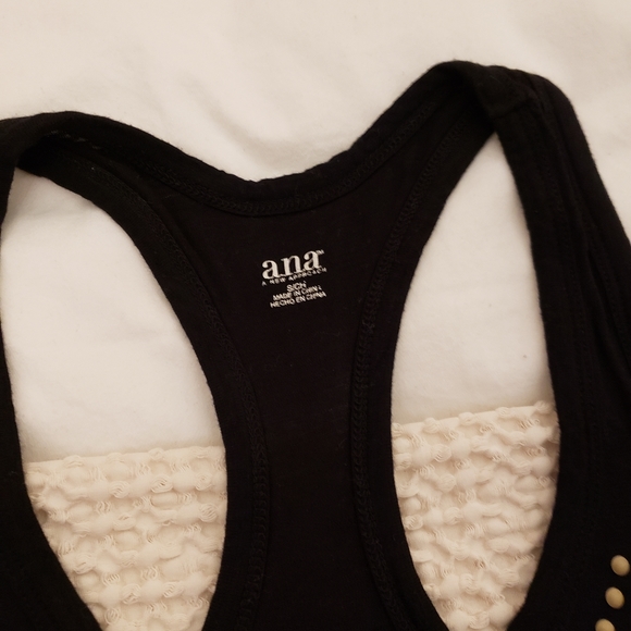 Lot of 3 Beachy Tank Tops - Picture 11 of 14